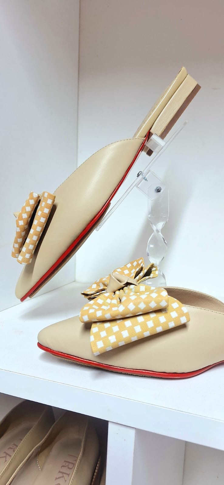 FLAT DOROTEA NUDE