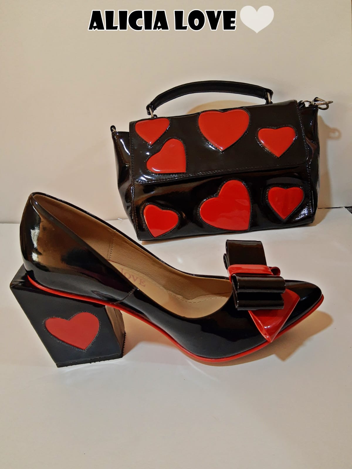 BOLSO ALICIA LOVE
