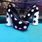 SALE POLKA DOTS NEGRO